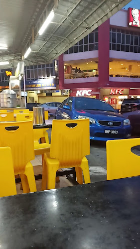 Opinii despre Restoran Nasi Kandar Mazlina Maju în Kajang - Gastronomi dan perhotelan