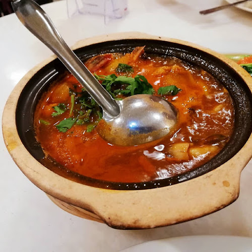 Thóng Thai Fusion - Gastronomi dan perhotelan