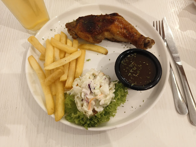 Snowy Bears Restaurant - Seri Manjung