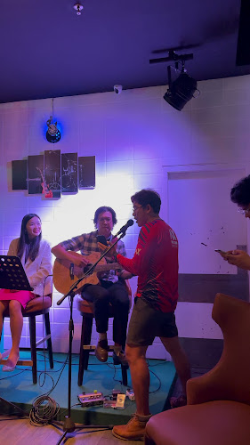 Opinii despre by the beach Bar at Mercure Penang Beach în Tanjung Bungah - Gastronomi dan perhotelan