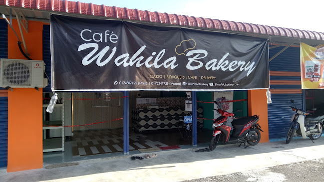 WAHILA CAKE AND BOUQUET