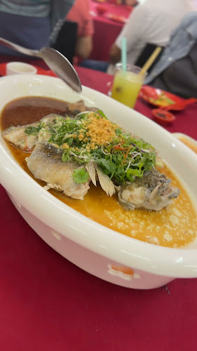 Opinii despre 東昇園海鮮家 Restoran Tong Sheng în Melaka - Gastronomi dan perhotelan