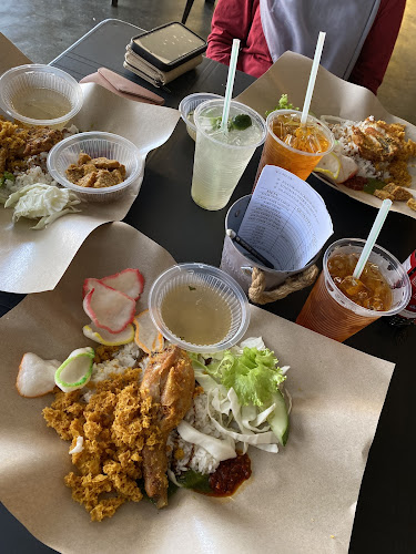 Ayam Gesek Dua Benua - Alor Setar