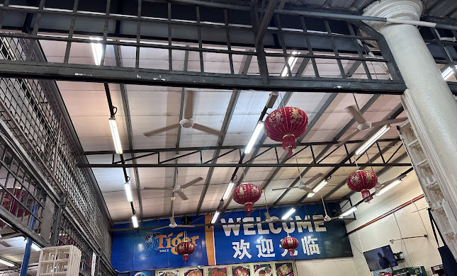 Alor Akar Seafood Restaurant - Gastronomi dan perhotelan