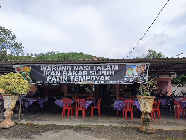 Warung Nasi Talam Ikan Bakar Sepuh
