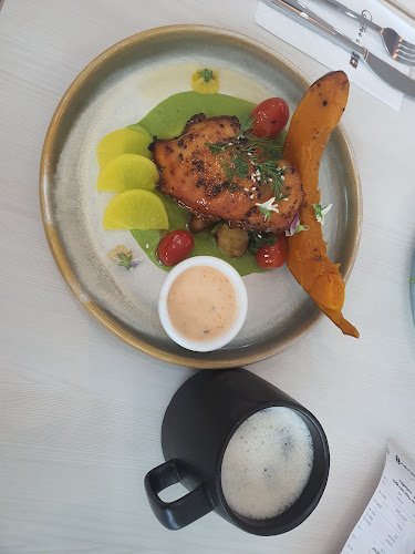 O’Coffee Club Atelier @ Books Kinokuniya, KLCC - Gastronomi dan perhotelan