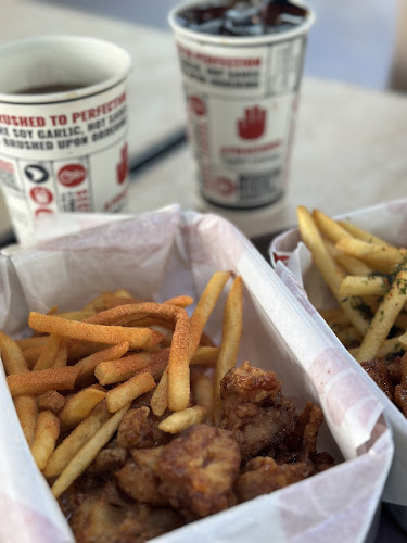 4Fingers Crispy Chicken Gurney Paragon - Gastronomi dan perhotelan