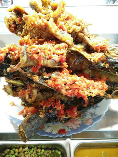 Opinii despre Restoran Nasi Padang Sambalado - Masakan Minang Asli Kuantan în Kuantan - Gastronomi dan perhotelan
