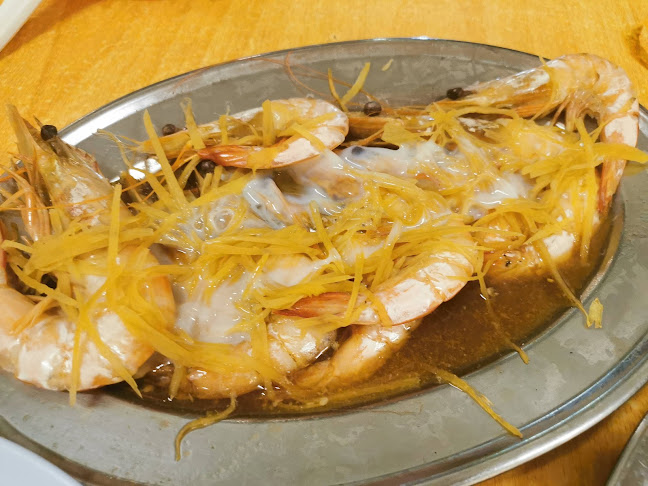 Seafood Padungan Bay Restaurant - Gastronomi dan perhotelan