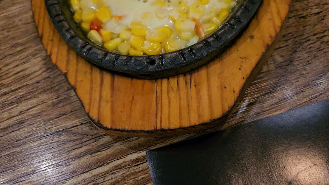 Sisters BBQ Korean Family Restaurant - Gastronomi dan perhotelan