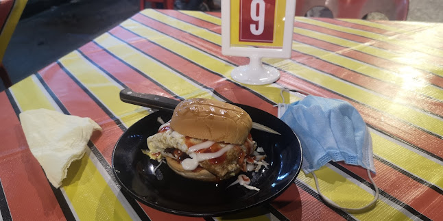 Opinii despre Burger Uncle Joe în Kuala Lumpur - Gastronomi dan perhotelan