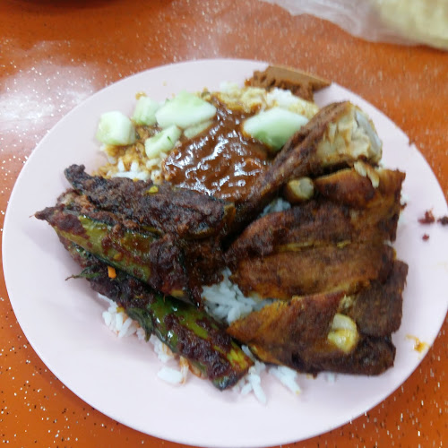 Comentarii opinii despre Restoran Nasi Vanggey