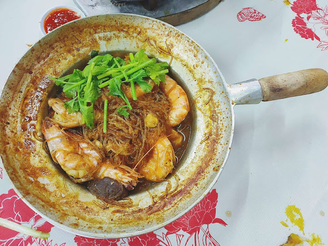 SP Thai Village - Gastronomi dan perhotelan