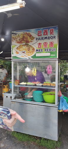 Opinii despre Siang Malam 不夜城 "temporary station" în Taiping - Gastronomi dan perhotelan