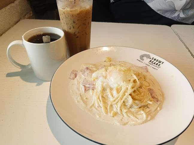 Snowy Bears Restaurant