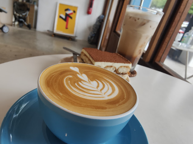 PBUY Store & DRINKÄ Coffee - Ipoh