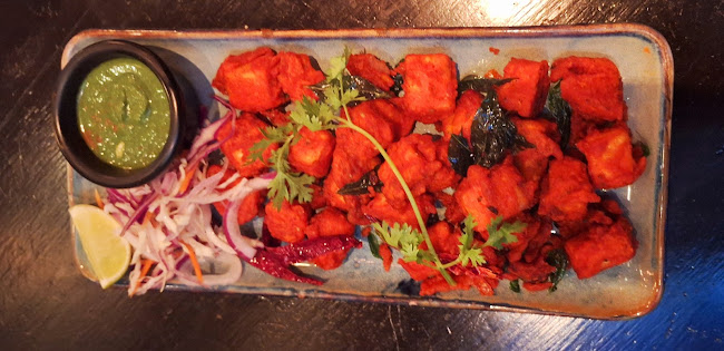 Rock Bottom Malacca - Gastronomi dan perhotelan