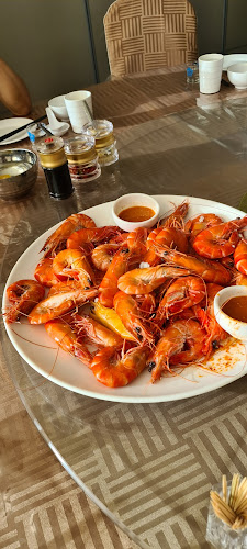 New Gaya Seafood Restaurant - Gastronomi dan perhotelan