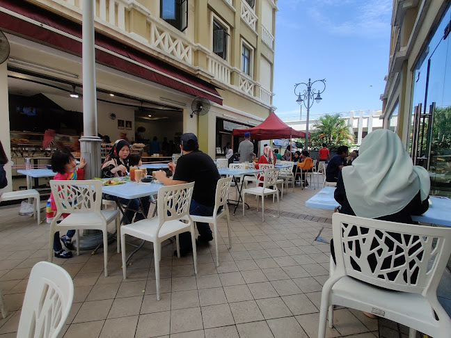 Comentarii opinii despre Ikhwan Bakery Putrajaya