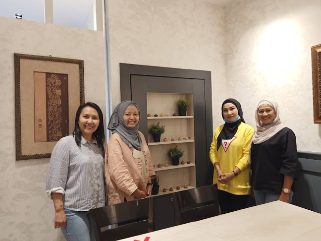 28, Jalan Rugbi 13/30, Seksyen 13, 40150 Shah Alam, Selangor