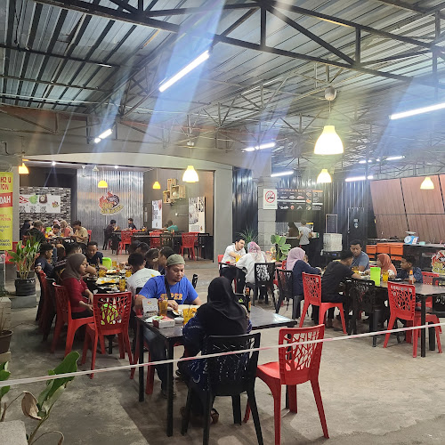 Lot 1, Sebelah Klinik Kesihatan, Kampung Gertak Seratus, 22300 Besut, Terengganu