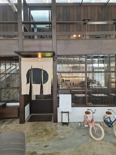 Comentarii opinii despre Tomo Tomo Café (Subang Parc)