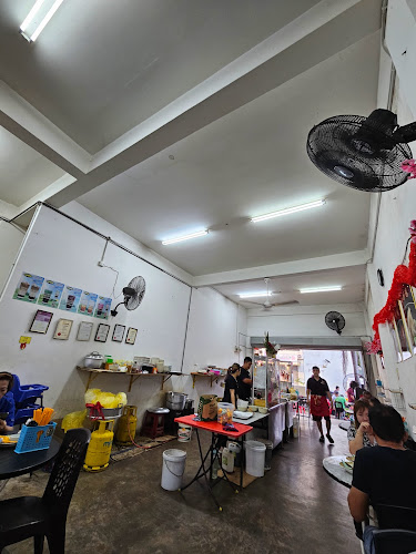 Jalan Kampung Tiong, Kampung Tiong, 20100 Kuala Terengganu, Terengganu