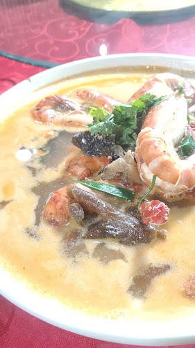 Opinii despre Restoran Makanan Laut Bulatan B5 în Sibu - Gastronomi dan perhotelan