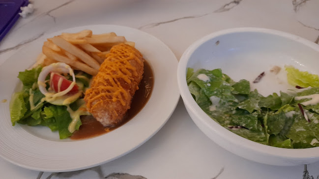 Opinii despre The Bulls Cafe în Bintulu - Gastronomi dan perhotelan