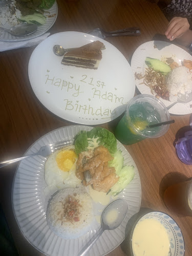 Opinii despre Mocha Cafe în Parit Buntar - Gastronomi dan perhotelan