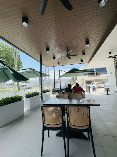 Opinii despre DOJO NANYANG KOPI HOUSE PLAZA KOLOMBONG în Kota Kinabalu - Gastronomi dan perhotelan