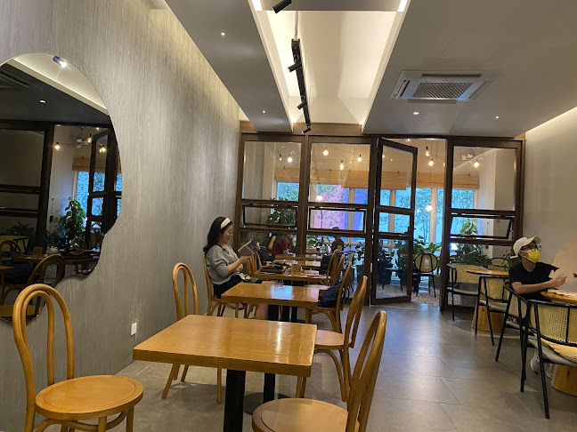 Dreamz Bakery - Gastronomi dan perhotelan