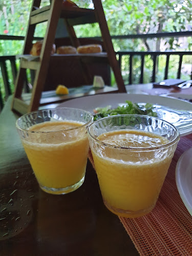 The Pomelo • The Banjaran Hot Springs Retreat - Gastronomi dan perhotelan