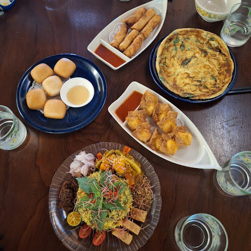 Tina’s Kitchen - Gastronomi dan perhotelan