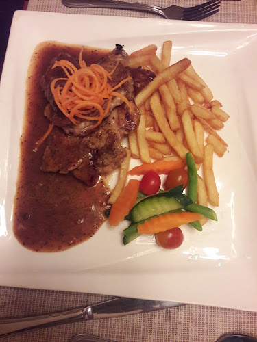 English Tea House & Restaurant - Gastronomi dan perhotelan