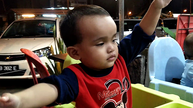 Opinii despre Restoran Al-Azmi Bistro în Bentong - Gastronomi dan perhotelan