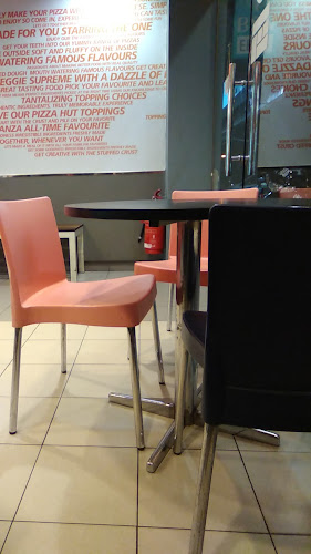 Comentarii opinii despre Pizza Hut Delivery Sg Petani