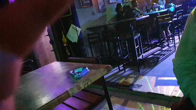 Comentarii opinii despre Hangout Bistro