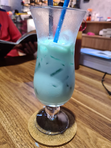 Meo Western Cafe - Gastronomi dan perhotelan