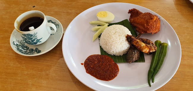 PANG Hainan Coffee & Nasi Lemak (Morning)