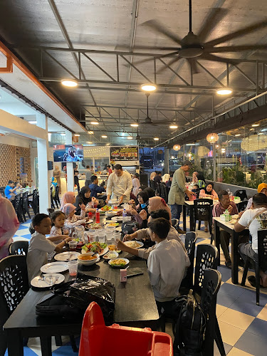 Kemunting thai seafood - Gastronomi dan perhotelan