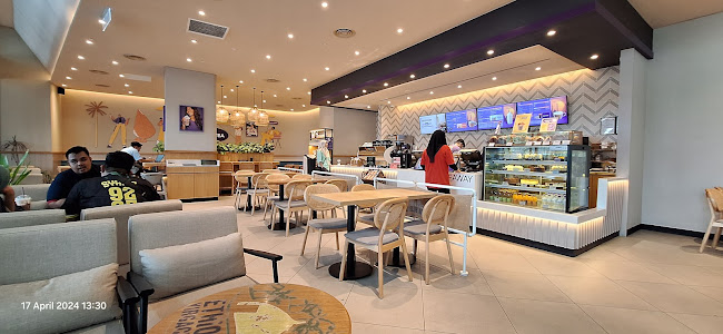 The Coffee Bean & Tea Leaf - Aman Central Mall