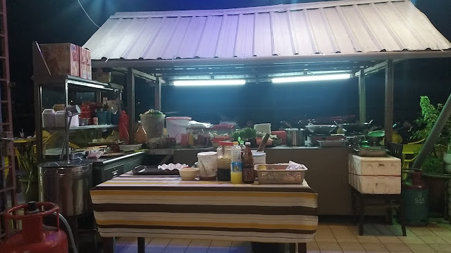 Opinii despre Restoran Rusna Seafood în Tronoh - Gastronomi dan perhotelan