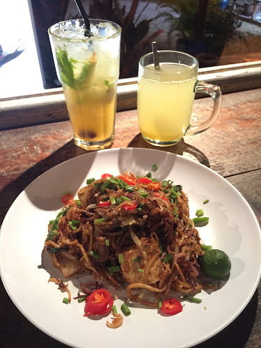 Comentarii opinii despre Karat Cafe