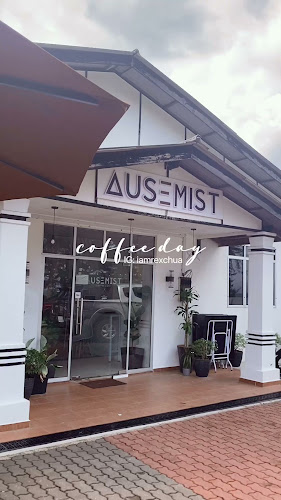 Ausemist Coffee Cafe