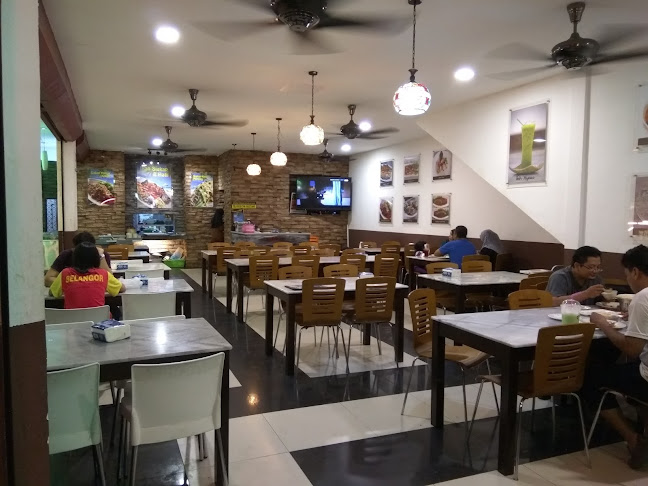 Patong Seafood - Gastronomi dan perhotelan