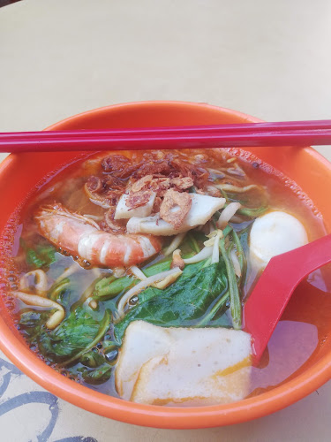 Pusat Makan Taman Tasik (Food Centre ) - Gastronomi dan perhotelan