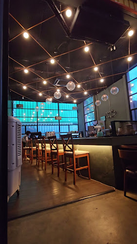 Comentarii opinii despre JWC, The Factory 30