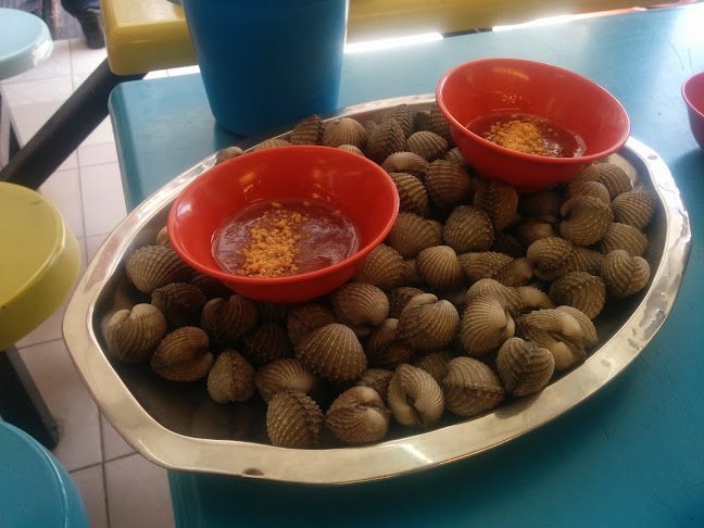 Comentarii opinii despre Kompleks Makanan Medan Renong Padang Kota Lama