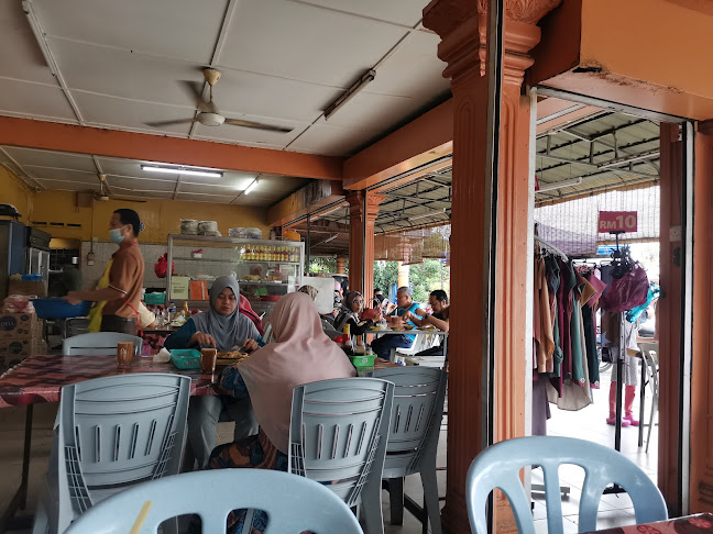 Roti Canai Asam Pedas - Gastronomi dan perhotelan